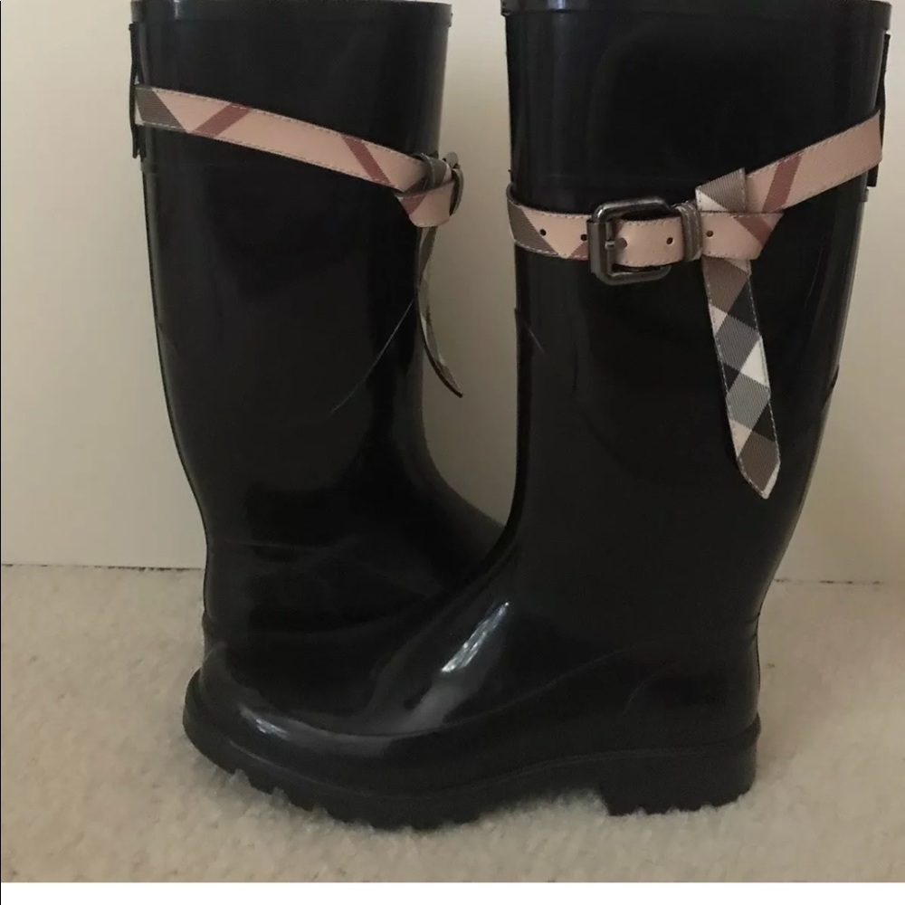 Burberry Strap Boot